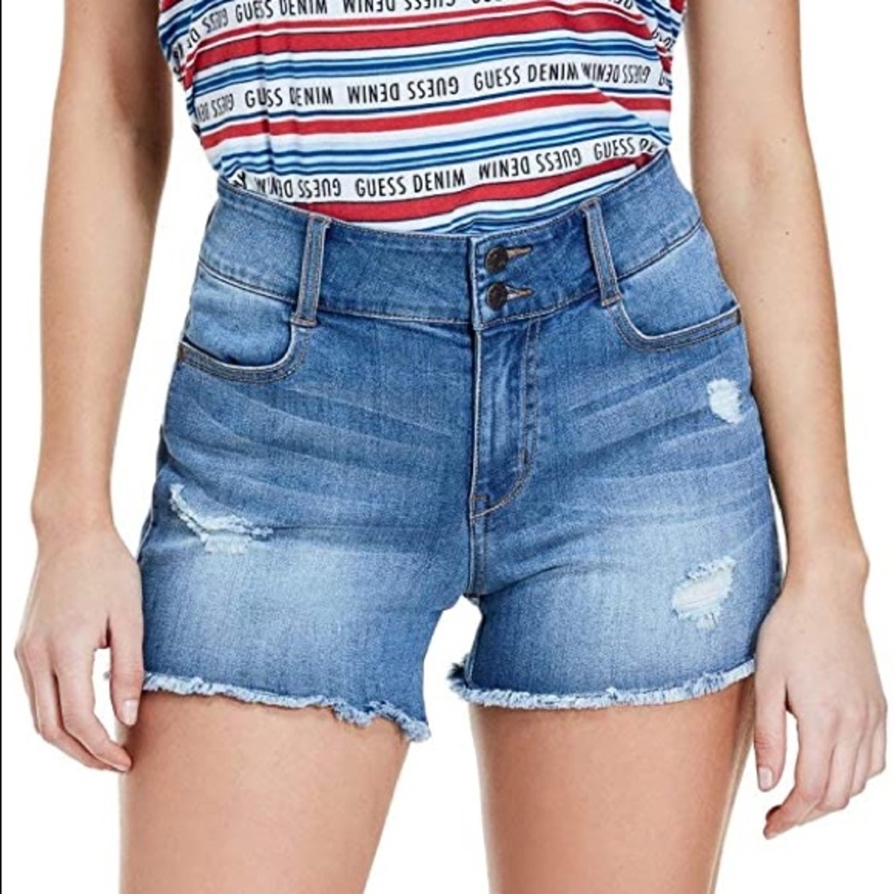 🎉FREE WITH PURCHASE🎉 GUESS Distressed Denim Shorts, Medium Wash